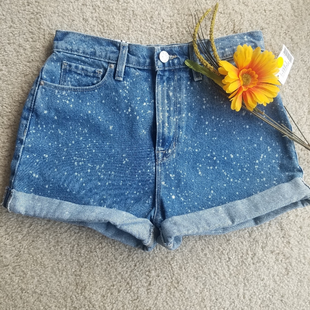 BDG Mom Shorts